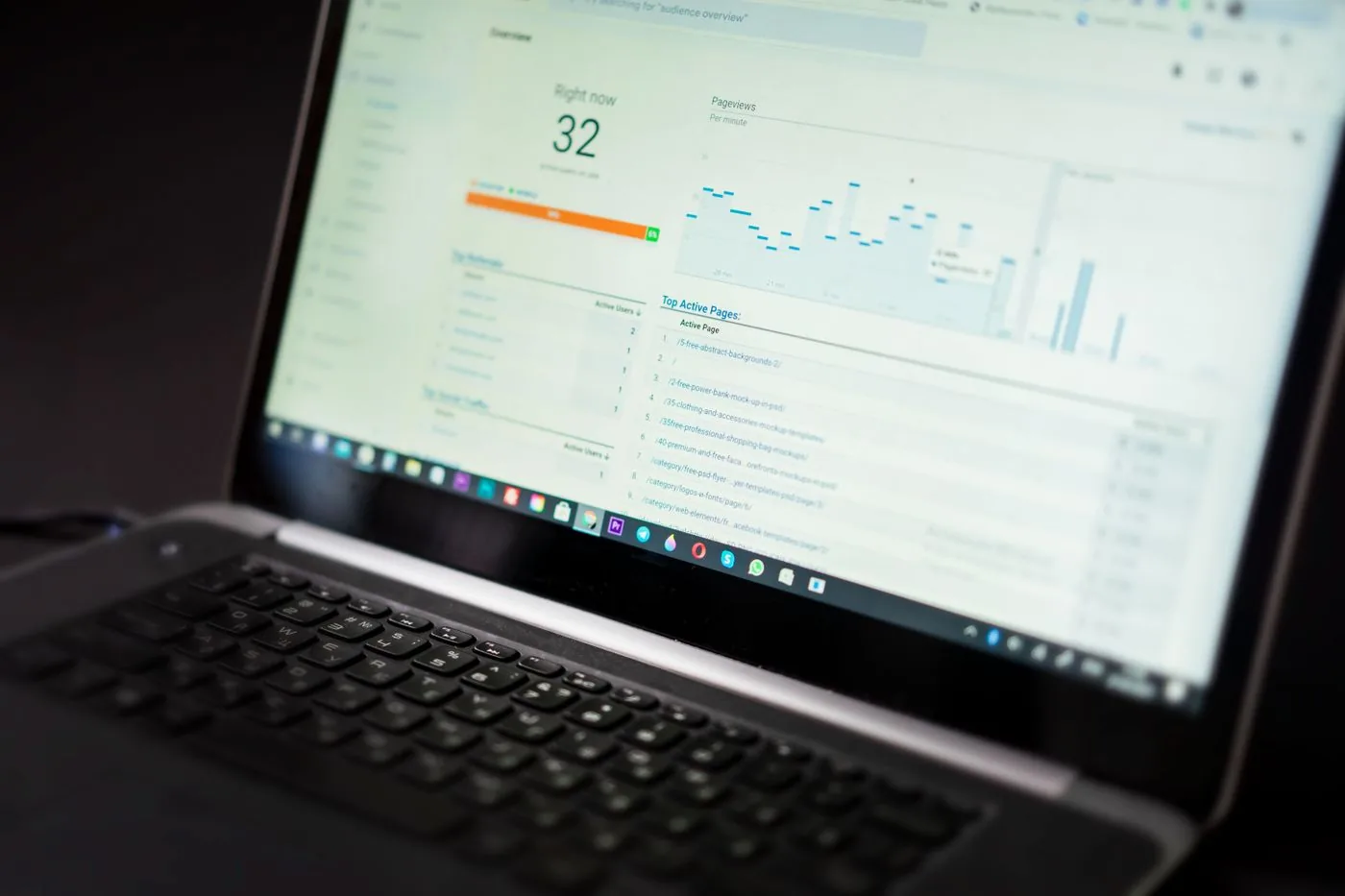 Comparison chart showing real SEO results versus agency false promises