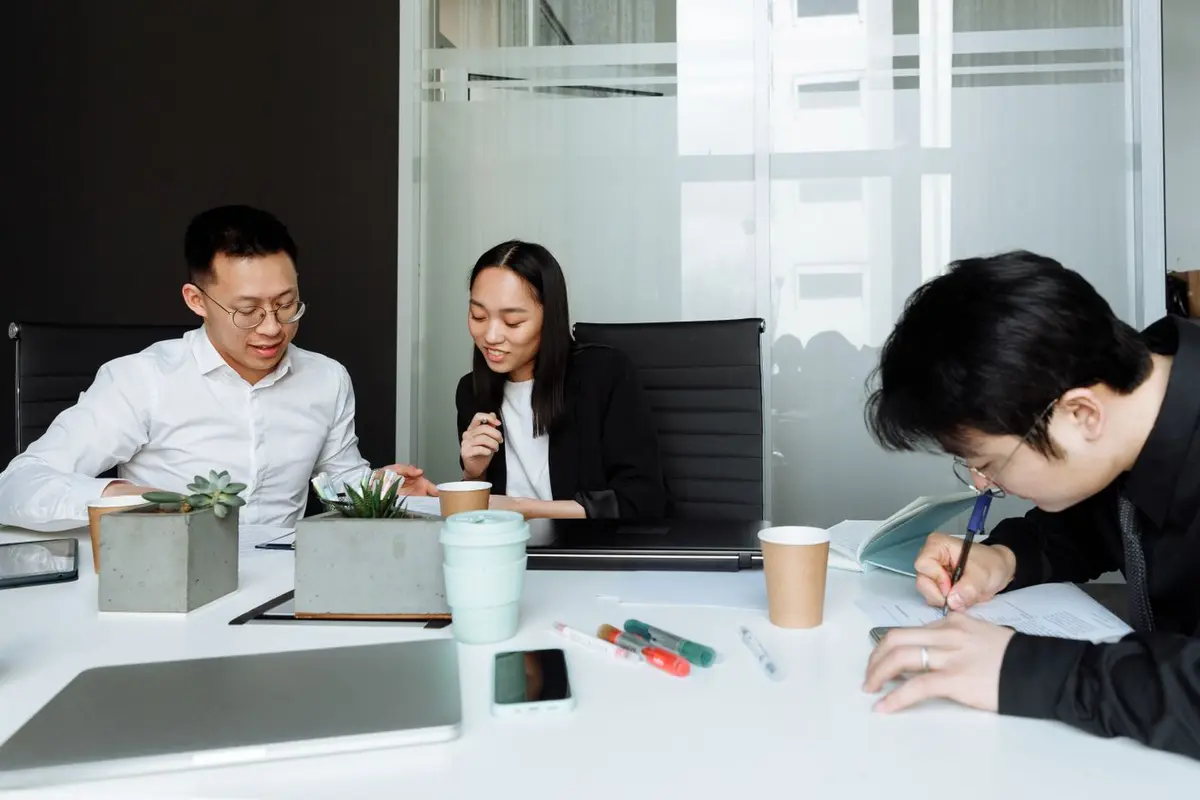 Working notes from a Singapore SEO strategy session covering .sg domains, PDPA and the local pack
